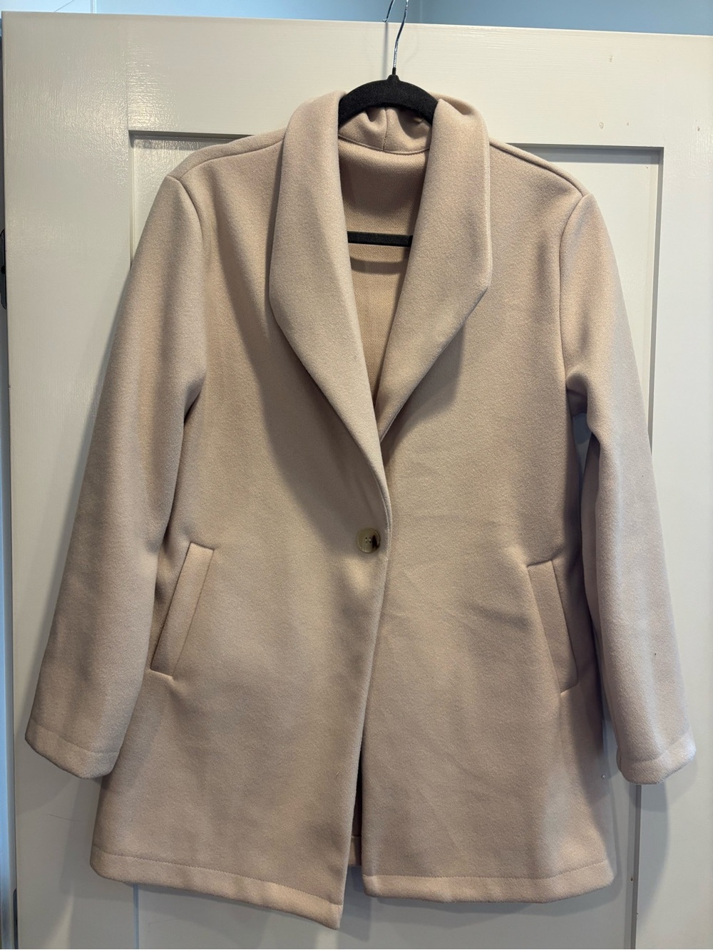 Women’s Cream Single-Button tailored coat